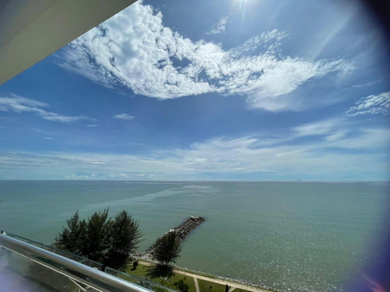 Imperial Suites Miri , Diamond Tower Экстерьер фото