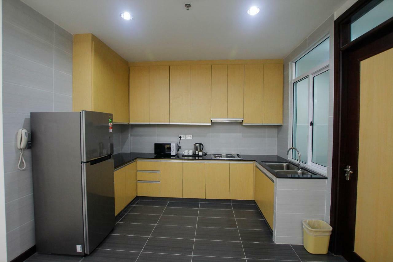 Imperial Suites Miri , Diamond Tower Экстерьер фото